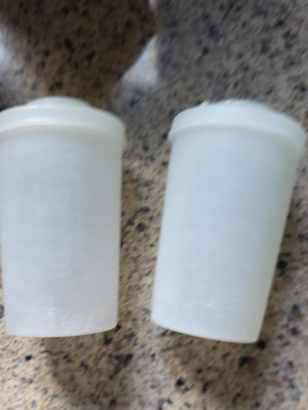 White Frosted Silicone S&p Shaker